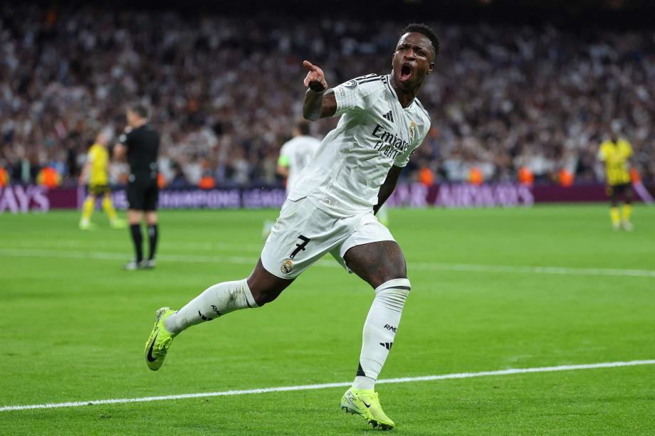 这队的节奏掌控太稳重了（这支球队的节奏把控极为沉稳）