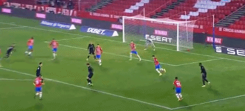 对手已经完全挡不住他（他已势不可挡）