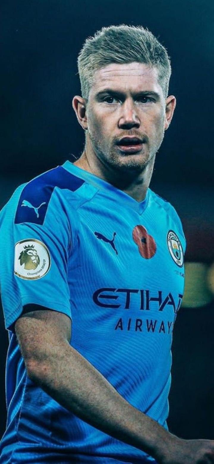 追上咱们盐城的足球巨星了，蒯纪闻还有苏超的队员们（与盐城足球巨星齐名，蒯纪闻联袂苏超队员）