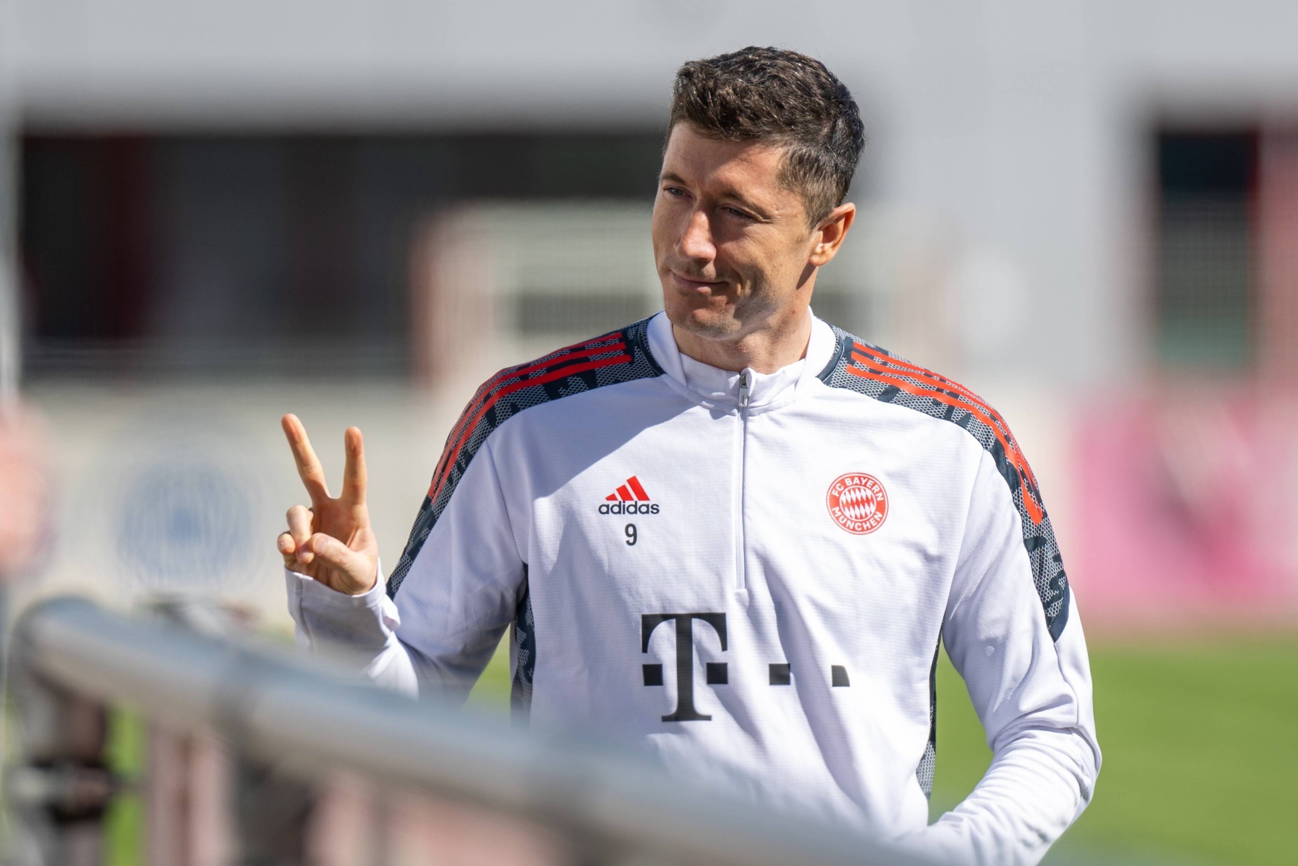 穆尼里奥当年创下的防守纪录，阿森纳本赛季有望打破吗？（阿森纳本赛季能否打破穆尼里奥昔日的防守纪录？）