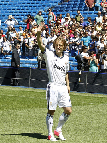 切尔西官方抖音发布雅克松诗朗诵： 尼古拉斯-夹克森（切尔西官抖发布雅克松诗朗诵视频：尼古拉斯＂夹克森＂出镜）