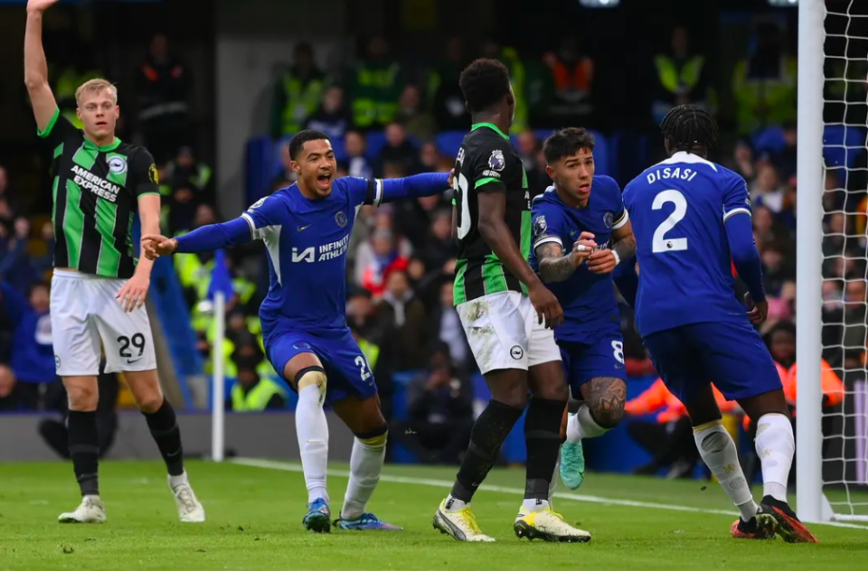 篮球湖人队训练营加入心理辅导课程（湖人队训练营新增心理辅导课程）