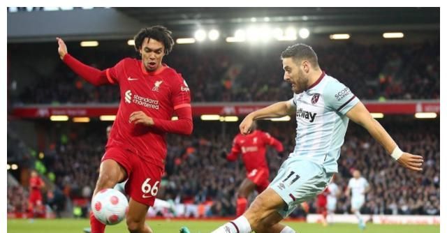 弗兰克·桑切斯与小理查德·托雷斯将进行重量级拳王资格赛，双方已达成协议，但进展缓慢。（弗兰克·桑切斯战小理查德·托雷斯：重量级拳王淘汰赛已达成协议但推进缓慢）